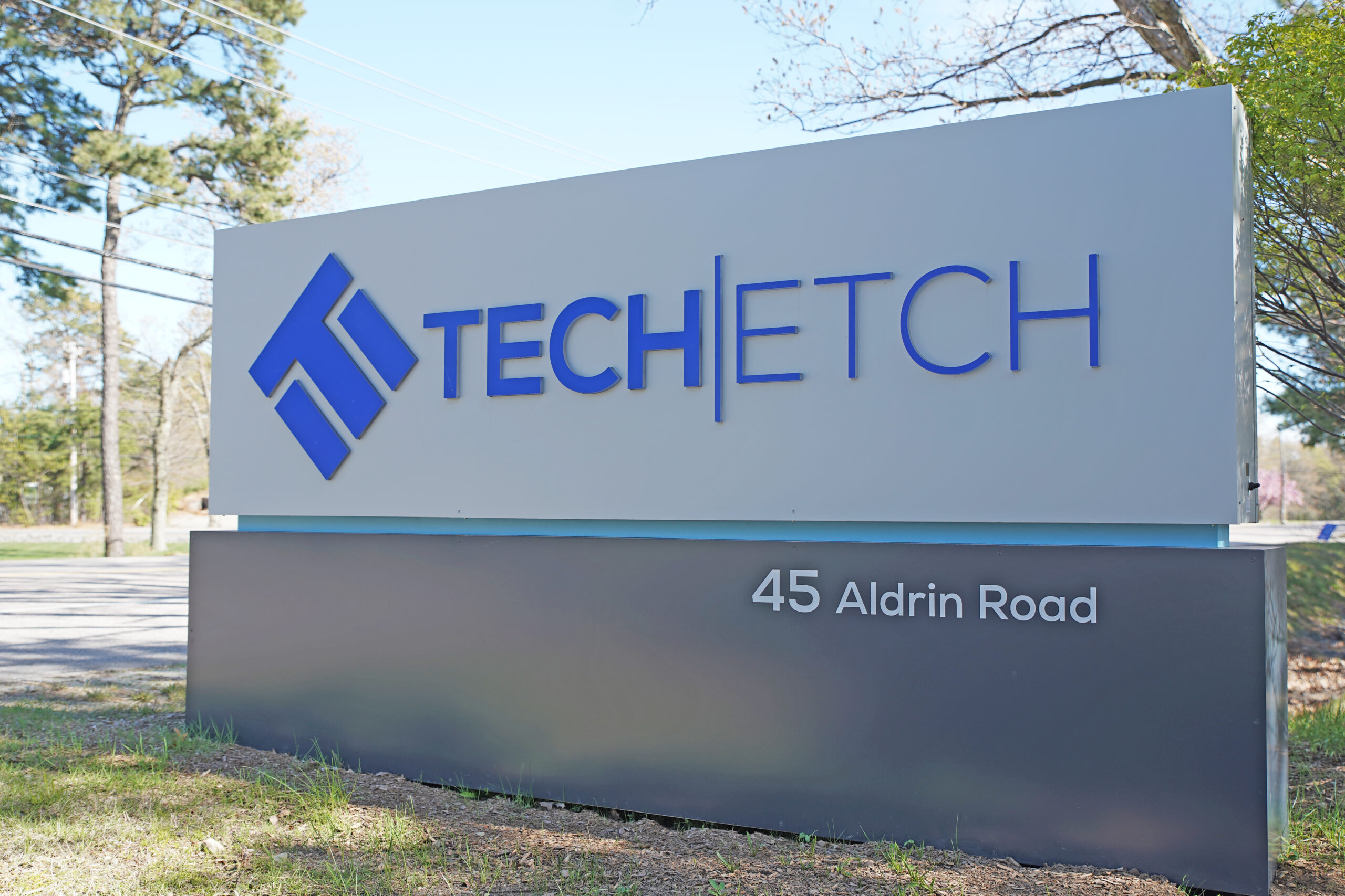 Tech Etch Front Sign